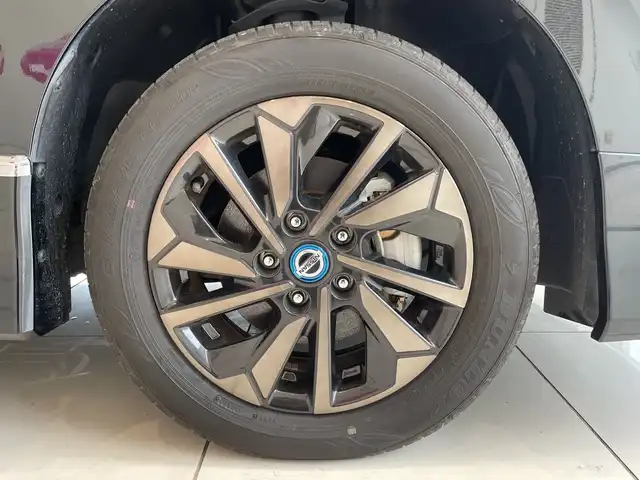 日産 セレナ e－パワー HWS V アーバンクロム 埼玉県 2022(令4)年 2.1万km ダイヤモンドブラック エマージェンシーブレーキ　/プロパイロット　/純正10インチメモリナビ/　　CD/DVD/BT/フルセグ　/アラウンドビューモニター　/両側パワースライドドア　/LEDオートライト　/純正16インチアルミホイール /インテリミラー/ステアリングスイッチ/電子パーキング /純正ETC