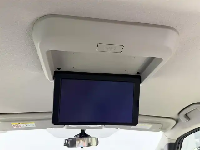 日産 セレナ e－パワー ハイウェイスター V 大阪府 2020(令2)年 5.8万km ダイヤモンドブラック ProPILOT 純正10incナビTV 360カメラ フリップダウンモニター シート＆ハンドルヒーター レーダーC 衝突軽減ブレーキ レーンアシスト ブラインドSM 両側パワースライドドア パークアシスト クリアランスソナー