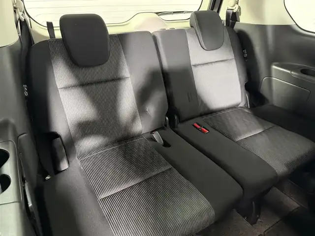 日産 セレナ e－パワー ハイウェイスター V 大阪府 2020(令2)年 5.8万km ダイヤモンドブラック ProPILOT 純正10incナビTV 360カメラ フリップダウンモニター シート＆ハンドルヒーター レーダーC 衝突軽減ブレーキ レーンアシスト ブラインドSM 両側パワースライドドア パークアシスト クリアランスソナー