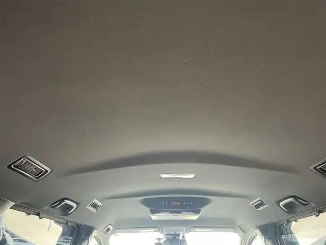 トヨタ ヴォクシー ハイブリッド ZS 山形県 2017(平29)年 8.8万km ボルドーマイカメタリック 衝突軽減/フリップダウンモニター/純正SDナビ/　　【CD　BT　フルセグ　USB 】/バックカメラ/両側パワースライドドア/クルーズコントロール/LEDオートライト/オートハイビーム/シートヒーター/純正16インチアルミホイール/レーンキープアシスト/純正フロアマット/ステアリングスイッチ/スマートキー/ETC