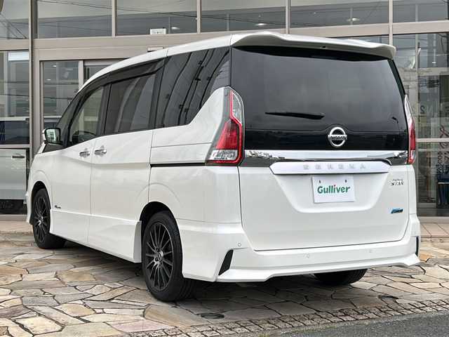 日産 セレナ ハイウェイスター G 静岡県 2016(平28)年 7.7万km ブリリアントホワイトパール 純正ナビ/両側パワースライドドア/全方位カメラ/クルーズコントロール/前後コーナーセンサー/フリップダウンモニター/WAC/LEDヘッドライト/スマートキー/社外アルミホイール/社外フロアマット/スペアキー×１/3列シート/ウォークスルー/エマージェンシーブレーキ/エンジンスタートボタン