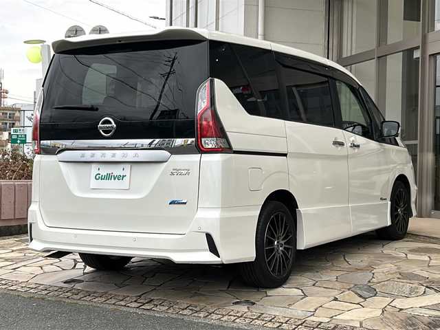 日産 セレナ ハイウェイスター G 静岡県 2016(平28)年 7.7万km ブリリアントホワイトパール 純正ナビ/両側パワースライドドア/全方位カメラ/クルーズコントロール/前後コーナーセンサー/フリップダウンモニター/WAC/LEDヘッドライト/スマートキー/社外アルミホイール/社外フロアマット/スペアキー×１/3列シート/ウォークスルー/エマージェンシーブレーキ/エンジンスタートボタン