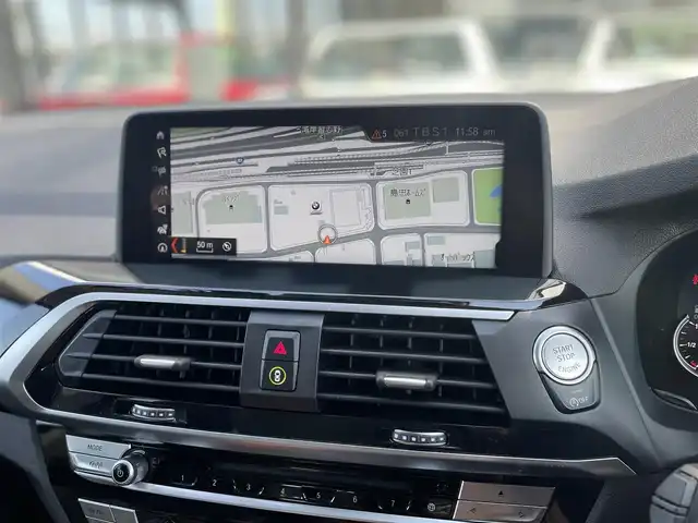 ＢＭＷ Ｘ３ xDrive20d Xライン 千葉県 2019(平31)年 4万km ミネラルホワイト ヘッドアップディスプレイ/ジェスチャー―コントロール/ブラックレザーシート/パワーシート/シートヒーター/パワーバックドア/フットトランクオープナー/純正HDDナビ/360°カメラ/地デジ/ワイヤレスチャージング/純正19インチAW/ACC