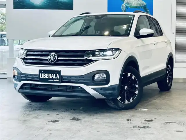 フォルクスワーゲン ＶＷ Ｔ－クロス TSI アクティブ 大阪府 2021(令3)年 1.7万km パール ACC/純正ナビ/バックカメラ/applecarplay/純正16インチAW/LEDヘッドライト/ブラインドスポット/クリアランスソナー/パドルシフト/ルーフレール/ETC/スマートキー
