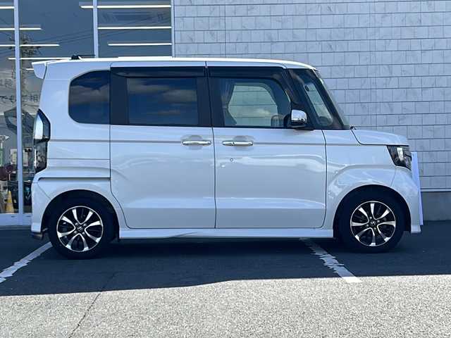 ホンダ Ｎ ＢＯＸ カスタム G L ホンダセンシング 愛知県 2019(令1)年 2.4万km プラチナホワイトパール 社外ナビ　/バックカメラ　/Ｂｌｕｅｔｏｏｔｈ　/ワンセグＴＶ　/片側パワースライドドア　/ＥＴＣ　/レーダークルーズ　/レーンキープアシスト　/衝突軽減ブレーキ　/アイドリングストップ　/社外フロアマット　/ドアバイザー
