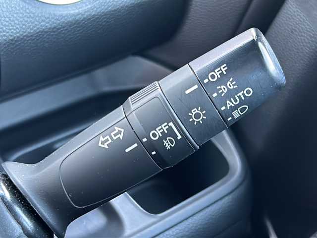 ホンダ Ｎ ＢＯＸ カスタム G L ホンダセンシング 愛知県 2019(令1)年 2.4万km プラチナホワイトパール 社外ナビ　/バックカメラ　/Ｂｌｕｅｔｏｏｔｈ　/ワンセグＴＶ　/片側パワースライドドア　/ＥＴＣ　/レーダークルーズ　/レーンキープアシスト　/衝突軽減ブレーキ　/アイドリングストップ　/社外フロアマット　/ドアバイザー