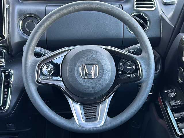 ホンダ Ｎ ＢＯＸ カスタム G L ホンダセンシング 愛知県 2019(令1)年 2.4万km プラチナホワイトパール 社外ナビ　/バックカメラ　/Ｂｌｕｅｔｏｏｔｈ　/ワンセグＴＶ　/片側パワースライドドア　/ＥＴＣ　/レーダークルーズ　/レーンキープアシスト　/衝突軽減ブレーキ　/アイドリングストップ　/社外フロアマット　/ドアバイザー