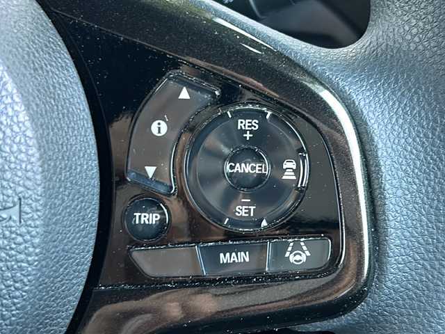 ホンダ Ｎ ＢＯＸ カスタム G L ホンダセンシング 愛知県 2019(令1)年 2.4万km プラチナホワイトパール 社外ナビ　/バックカメラ　/Ｂｌｕｅｔｏｏｔｈ　/ワンセグＴＶ　/片側パワースライドドア　/ＥＴＣ　/レーダークルーズ　/レーンキープアシスト　/衝突軽減ブレーキ　/アイドリングストップ　/社外フロアマット　/ドアバイザー