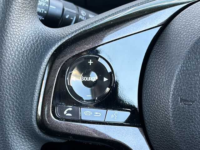 ホンダ Ｎ ＢＯＸ カスタム G L ホンダセンシング 愛知県 2019(令1)年 2.4万km プラチナホワイトパール 社外ナビ　/バックカメラ　/Ｂｌｕｅｔｏｏｔｈ　/ワンセグＴＶ　/片側パワースライドドア　/ＥＴＣ　/レーダークルーズ　/レーンキープアシスト　/衝突軽減ブレーキ　/アイドリングストップ　/社外フロアマット　/ドアバイザー