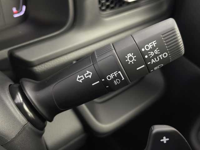 ホンダ ステップワゴン スパーダ eHEV 栃木県 2025(令7)年 0.1千km クリスタルブラックパール 登録済未使用車/純正11.4型ナビ/（CD/DVD/Bluetooth/フルセグ）/バックカメラ/Honda CONNECT for Gathers＋ナビ装着用スペシャルパッケージ/Honda SENSING/●衝突軽減ブレーキ（CMBS）/●先行車発進お知らせ機能/●歩行者事故低減ステアリング/●路外逸脱抑制機能/●標識認識機能/●渋滞追従機能付アダプティブクルーズコントロール（ACC）/●車線維持支援システム（LKAS）/●トラフィックジャムアシスト（渋滞運転支援機能）/●誤発進抑制機能/●後方誤発進抑制機能/●近距離衝突軽減ブレーキ/●急アクセル抑制機能/●パーキングセンサーシステム/●後退出庫サポート/ブラインドスポットインフォメーション/パワーテールゲート(メモリー機能付)/2列目オットマン/運転席＆助手席シートヒーター/トリプルゾーンコントロール・フルオートエアコンディショナー/コンビシート/16インチアルミホイール(SPADA専用)/減速セレクター/全列USBチャージャー