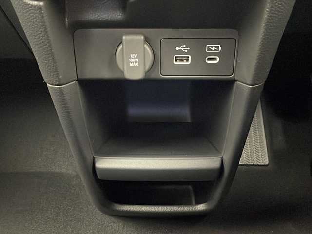 ホンダ ステップワゴン スパーダ eHEV 栃木県 2025(令7)年 0.1千km クリスタルブラックパール 登録済未使用車/純正11.4型ナビ/（CD/DVD/Bluetooth/フルセグ）/バックカメラ/Honda CONNECT for Gathers＋ナビ装着用スペシャルパッケージ/Honda SENSING/●衝突軽減ブレーキ（CMBS）/●先行車発進お知らせ機能/●歩行者事故低減ステアリング/●路外逸脱抑制機能/●標識認識機能/●渋滞追従機能付アダプティブクルーズコントロール（ACC）/●車線維持支援システム（LKAS）/●トラフィックジャムアシスト（渋滞運転支援機能）/●誤発進抑制機能/●後方誤発進抑制機能/●近距離衝突軽減ブレーキ/●急アクセル抑制機能/●パーキングセンサーシステム/●後退出庫サポート/ブラインドスポットインフォメーション/パワーテールゲート(メモリー機能付)/2列目オットマン/運転席＆助手席シートヒーター/トリプルゾーンコントロール・フルオートエアコンディショナー/コンビシート/16インチアルミホイール(SPADA専用)/減速セレクター/全列USBチャージャー