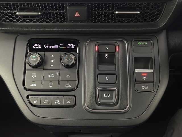 ホンダ ステップワゴン スパーダ eHEV 栃木県 2025(令7)年 0.1千km クリスタルブラックパール 登録済未使用車/純正11.4型ナビ/（CD/DVD/Bluetooth/フルセグ）/バックカメラ/Honda CONNECT for Gathers＋ナビ装着用スペシャルパッケージ/Honda SENSING/●衝突軽減ブレーキ（CMBS）/●先行車発進お知らせ機能/●歩行者事故低減ステアリング/●路外逸脱抑制機能/●標識認識機能/●渋滞追従機能付アダプティブクルーズコントロール（ACC）/●車線維持支援システム（LKAS）/●トラフィックジャムアシスト（渋滞運転支援機能）/●誤発進抑制機能/●後方誤発進抑制機能/●近距離衝突軽減ブレーキ/●急アクセル抑制機能/●パーキングセンサーシステム/●後退出庫サポート/ブラインドスポットインフォメーション/パワーテールゲート(メモリー機能付)/2列目オットマン/運転席＆助手席シートヒーター/トリプルゾーンコントロール・フルオートエアコンディショナー/コンビシート/16インチアルミホイール(SPADA専用)/減速セレクター/全列USBチャージャー