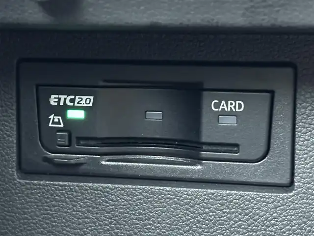 フォルクスワーゲン ＶＷ Ｔ－ロック TDI スポーツ 福岡県 2021(令3)年 7万km 白 純正ナビ　/バックカメラ　/ビルトインETC２．０　/前後ドラレコ　/レーダー探知機　/レーダークルコン　/コーナーセンサー　/ブラインドスポットモニター　/アイドリングストップ　/パドルシフト　/シートヒーター　/ルーフレール　/純正１８インチアルミホイール　/LEDヘッドライト