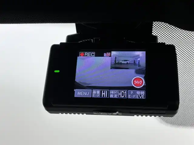 フォルクスワーゲン ＶＷ Ｔ－ロック TDI スポーツ 福岡県 2021(令3)年 7万km 白 純正ナビ　/バックカメラ　/ビルトインETC２．０　/前後ドラレコ　/レーダー探知機　/レーダークルコン　/コーナーセンサー　/ブラインドスポットモニター　/アイドリングストップ　/パドルシフト　/シートヒーター　/ルーフレール　/純正１８インチアルミホイール　/LEDヘッドライト