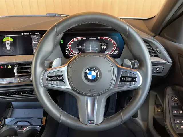 ＢＭＷ Ｍ１３５ｉ xDrive 愛知県 2020(令2)年 2.6万km アルピンホワイトⅢ 純正ナビ /バックカメラ /AppleCarPlay/シートヒーター /ドライビングモード/インテリジェントセーフティ /ACC /レーンアシスト /ドラレコ /コーナーセンサー /パワーシート /パワーバックドア /ワイヤレスチャージング