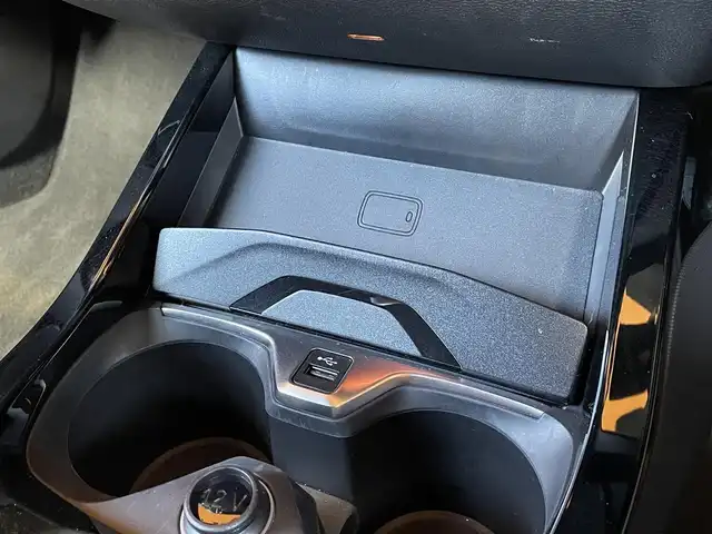 ＢＭＷ Ｍ１３５ｉ xDrive 愛知県 2020(令2)年 2.6万km アルピンホワイトⅢ 純正ナビ /バックカメラ /AppleCarPlay/シートヒーター /ドライビングモード/インテリジェントセーフティ /ACC /レーンアシスト /ドラレコ /コーナーセンサー /パワーシート /パワーバックドア /ワイヤレスチャージング