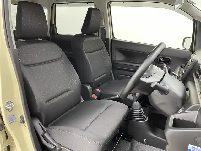 スズキ ワゴンＲ FX 熊本県 2024(令6)年 0.2万km シフォンアイボリーM 禁煙車　/ワンオーナー/５速MT/ディスプレイオーディオ（ＣＤ・ＤＶＤ・ＢＴ・ＡＭ・ＦＭ）/バックカメラ　/後ろのみクリアランスソナー　/運転席シートヒーター　/衝突軽減ブレーキ　/レーンキープアシスト　/横滑り防止　/純正フロアマット/電動格納ミラー/ドアバイザー/プッシュスタート/スマートキー/スペアキー1本/保証書　/取扱説明書