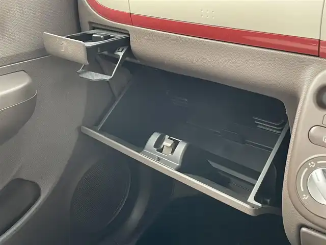 スズキ ラパン ショコラ G 佐賀県 2015(平27)年 1万km アーバンブラウンパールメタリック 社外SDナビゲーション/・ワンセグTV/AM/FM/CD/アイドリングストップ/ブラウンレザーシート(合皮)/ISOFIX対応/プッシュスタート/スマートキー/革巻きステアリング/純正キセノンヘッドライト/ドアバイザ―/取扱説明書/スペアキー１本