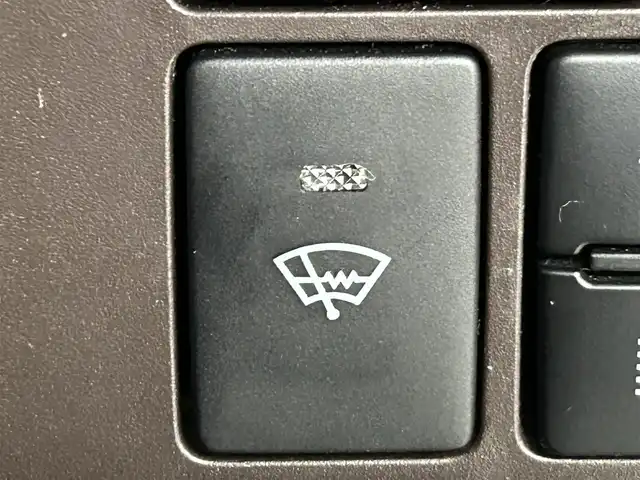 トヨタ ルーミー X S 道央・札幌 2019(平31)年 2.2万km ブライトシルバーM ・４ＷＤ/・寒冷地仕様/・ケンウッドナビ/・ドライブレコーダー/・衝突軽減ブレーキ/・横滑り防止機能/・クリアランスソナー/・ワンセグＴＶ＆ＦＭ＆ＡＭ/・アイドリングストップ/・オートライト/・オートハイビーム/・スマートキー＆プッシュスタート/・アルミホイール/・純正フロアマット/・スペアキー/・純正エンジンスターター/・片側パワースライドドア/・ドアバイザー/・エアコン/・ヘッドライトレベライザー