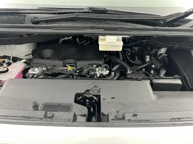 トヨタ アルファードハイブリット エグゼクティブ ラウンジ 千葉県 2023(令5)年 2.2万km プラチナホワイトパールマイカ 禁煙車/ワンオーナー/トヨタセーフティセンス/・プリクラッシュセーフティ/・プリクラッシュセーフティブレーキ/・クリアランスソナー/・レーンディパーチャーアラート/・ブラインドスポットモニター/・ヘッドアップディスプレイ/・レーダークルーズコントロール/・パーキングアシスト/左右独立ツインガラスルーフ/純正１３型フリップダウンモニター/JBLプレミアムサウンド/両側パワースライドドア/パワーバックドア/純正14インチディスプレイオーディオ（ナビ付き）/・USB/Bluetooth/フルセグTV/・全方位カメラ/・ビルトインETC2.0/・デジタルインナーミラー/革巻きステアリング/・ステアリングスイッチ/・ステアリングヒーター/・パドルシフト/レザーシート/・DNセカンドパワーシート/・D席メモリ付き/・DNセカンドシートヒーター/・DNセカンドエアーシート/置くだけ充電/AC100電源/純正フロアマット/純正１９インチAW/オートライト/・オートマチックハイビーム/・三眼LEDヘッドライト/・LEDフォグランプ