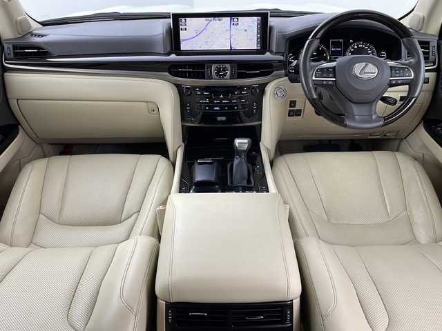 レクサス ＬＸ 570 新潟県 2016(平28)年 2.2万km ホワイトパールクリスタルシャイン ・4WD/・寒冷地仕様/・サンルーフ/・マークレビンソン/・メーカーナビ&CD&DVD&SD&BT&TV/・アラウンドビューモニター/・レクサスセーフティー/・プリクラッシュセーフティー/・LDA/RCTA/BSM/ACC/AHB/HUD/・クリアランスソナー/・ステアリングヒーター/・パワーバックドア/・パドルシフト/・ベージュレザーシート/・メモリ付パワーシート /・前席シートヒーター /・前席シートベンチレーション/・ステアリングヒーター/・マルチテレインセレクト/・クロールコントロール/・ヒルスタートアシストコントロール/・ビルトインETC2.0/・ヘッドライトクリーナー/・3眼LEDオートライト/・純正21インチAW