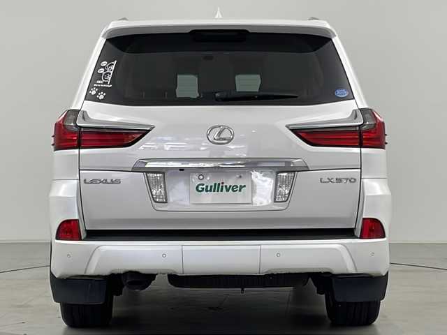 レクサス ＬＸ 570 新潟県 2016(平28)年 2.2万km ホワイトパールクリスタルシャイン ・4WD/・寒冷地仕様/・サンルーフ/・マークレビンソン/・メーカーナビ&CD&DVD&SD&BT&TV/・アラウンドビューモニター/・レクサスセーフティー/・プリクラッシュセーフティー/・LDA/RCTA/BSM/ACC/AHB/HUD/・クリアランスソナー/・ステアリングヒーター/・パワーバックドア/・パドルシフト/・ベージュレザーシート/・メモリ付パワーシート /・前席シートヒーター /・前席シートベンチレーション/・ステアリングヒーター/・マルチテレインセレクト/・クロールコントロール/・ヒルスタートアシストコントロール/・ビルトインETC2.0/・ヘッドライトクリーナー/・3眼LEDオートライト/・純正21インチAW