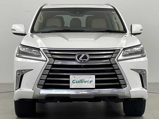 レクサス ＬＸ 570 新潟県 2016(平28)年 2.2万km ホワイトパールクリスタルシャイン ・4WD/・寒冷地仕様/・サンルーフ/・マークレビンソン/・メーカーナビ&CD&DVD&SD&BT&TV/・アラウンドビューモニター/・レクサスセーフティー/・プリクラッシュセーフティー/・LDA/RCTA/BSM/ACC/AHB/HUD/・クリアランスソナー/・ステアリングヒーター/・パワーバックドア/・パドルシフト/・ベージュレザーシート/・メモリ付パワーシート /・前席シートヒーター /・前席シートベンチレーション/・ステアリングヒーター/・マルチテレインセレクト/・クロールコントロール/・ヒルスタートアシストコントロール/・ビルトインETC2.0/・ヘッドライトクリーナー/・3眼LEDオートライト/・純正21インチAW