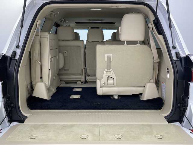 レクサス ＬＸ 570 新潟県 2016(平28)年 2.2万km ホワイトパールクリスタルシャイン ・4WD/・寒冷地仕様/・サンルーフ/・マークレビンソン/・メーカーナビ&CD&DVD&SD&BT&TV/・アラウンドビューモニター/・レクサスセーフティー/・プリクラッシュセーフティー/・LDA/RCTA/BSM/ACC/AHB/HUD/・クリアランスソナー/・ステアリングヒーター/・パワーバックドア/・パドルシフト/・ベージュレザーシート/・メモリ付パワーシート /・前席シートヒーター /・前席シートベンチレーション/・ステアリングヒーター/・マルチテレインセレクト/・クロールコントロール/・ヒルスタートアシストコントロール/・ビルトインETC2.0/・ヘッドライトクリーナー/・3眼LEDオートライト/・純正21インチAW