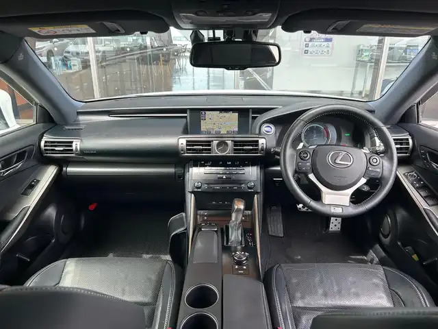 レクサス ＩＳ 300h Fスポーツ 富山県 2014(平26)年 12.7万km ホワイトノーヴァガラスフレーク メーカー純正ナビ/Bluetooth/CD/DVD/Blu-ray/USB入力端子/AUX入力端子/ＥＴＣ/フロント・バックカメラ/フルセグ/ドライブレコーダー/パワーシートD+N席/シートヒーターD+N席/エアーシートD+N席/ブラインドスポットモニター/パドルシフト/フロントフォグランプ/ハンドルスイッチ/プッシュスタート/スマートキー