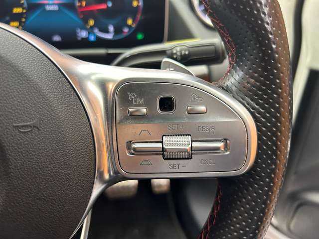 メルセデス・ベンツ ＧＬＡ２００ｄ 4マチック AMGライン 千葉県 2020(令2)年 5.1万km ポーラホワイト パノラマＳＲ　/純正ナビ　/３６０°カメラ　/ＡＣＣ　/ハーフレザーシート　/シートヒーター　/パワーシート　/マルチビームＬＥＤ　/ハイビームアシスト　/電動リアゲート　/ＥＴＣ　/純正１９インチＡＷ