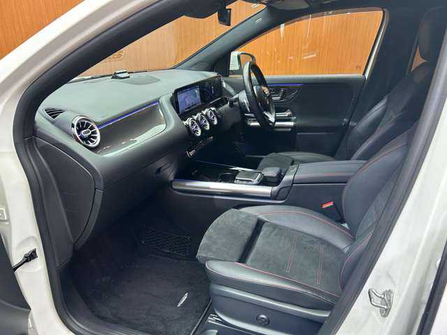 メルセデス・ベンツ ＧＬＡ２００ｄ 4マチック AMGライン 千葉県 2020(令2)年 5.1万km ポーラホワイト パノラマＳＲ　/純正ナビ　/３６０°カメラ　/ＡＣＣ　/ハーフレザーシート　/シートヒーター　/パワーシート　/マルチビームＬＥＤ　/ハイビームアシスト　/電動リアゲート　/ＥＴＣ　/純正１９インチＡＷ