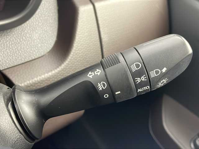 トヨタ タンク G S 栃木県 2018(平30)年 2.7万km ファインブルーマイカメタリック 純正ナビ/AM FM CD SD AUX BT ワンセグTV/前方ドライブレコーダー/両側パワースライドドア/バックカメラ/衝突軽減ブレーキ/クルーズコントロール/アイドリングストップ/ステアリングスイッチ/オートエアコン/電動格納ミラー/純正フロアマット/プッシュスタート/スマートキー/フォグランプ