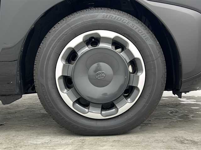 トヨタ シエンタ Z 三重県 2023(令5)年 0.8万km ブラック 禁煙車/純正ナビ機能付き１０．５インチディスプレイオーディオ/トヨタセーフティセンス/衝突軽減ブレーキ/ブラインドスポットモニター/レーンキープアシスト /パノラミックビューモニター/両側パワースライドドア/純正ビルトインＥＴＣ２．０/DN席シートヒーター/ステアリングヒーター/MTモード付きAT/革巻きステアリング/LED/純正前後ドライブレコーダー