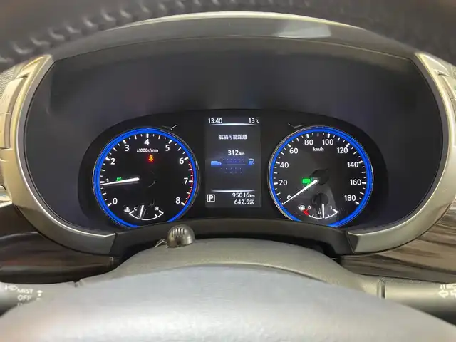 日産 エルグランド 250ハイウェイスターS 岩手県 2017(平29)年 9.5万km ファントムブラック ４WD/フリップダウンモニター　/両側パワースライドドア/クルーズコントロール/MTモード付きAT/横滑り防止装置/エンジンスターター/純正ナビ/（CD/DVD/Blu-rayDisc/フルセグ/USB/Bluetooth）/バックカメラ/ETC/ドライブレコーダー/リヤオートエアコン/オートライト/LEDヘッドライト/フォグランプ/純正18インチアルミホイール