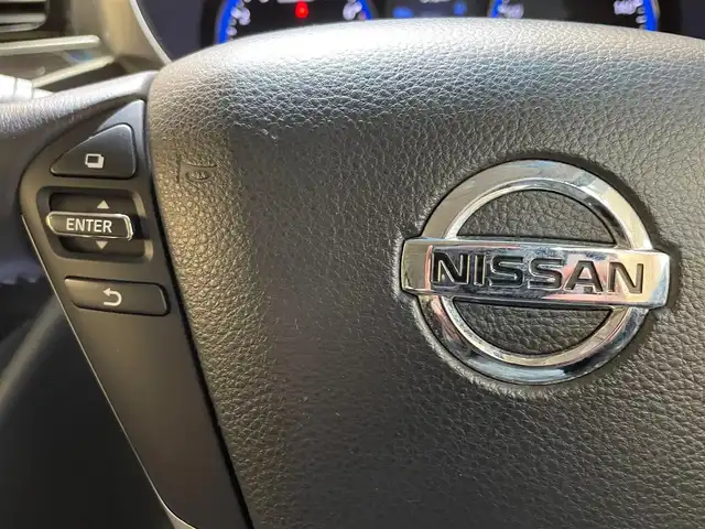 日産 エルグランド 250ハイウェイスターS 岩手県 2017(平29)年 9.5万km ファントムブラック ４WD/フリップダウンモニター　/両側パワースライドドア/クルーズコントロール/MTモード付きAT/横滑り防止装置/エンジンスターター/純正ナビ/（CD/DVD/Blu-rayDisc/フルセグ/USB/Bluetooth）/バックカメラ/ETC/ドライブレコーダー/リヤオートエアコン/オートライト/LEDヘッドライト/フォグランプ/純正18インチアルミホイール
