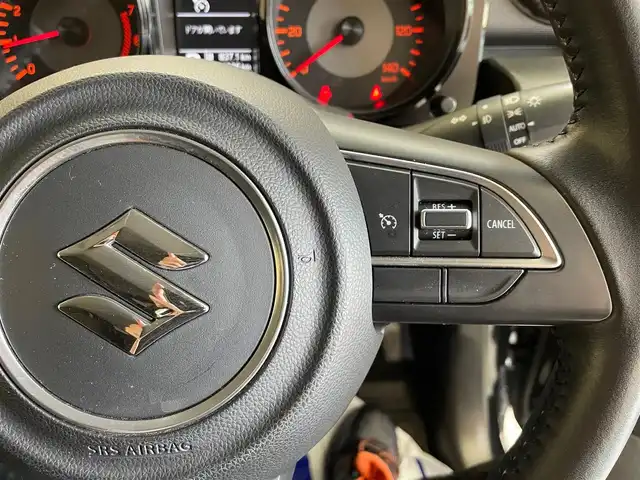 スズキ ジムニー XC 岩手県 2021(令3)年 2.6万km ブルーイッシュブラックパール3 高低切り替え式パートタイム４WD/ターボ/ルーフラック/テールラダー/デュアルセンサーブレーキサポート/車線逸脱警報/誤発進抑制機能/ハイビームアシスト/横滑り防止装置/クルーズコントロール/ヒルディセントコントロール/YOKOHAMAジオランダーX-AT/16インチアルミホイール/シートヒーター/Pioneerナビ/（CD/DVD/フルセグ/SD/Bluetooth）/ステアリングスイッチ/バックカメラ/ETC/LEDヘッドライト/フォグランプ