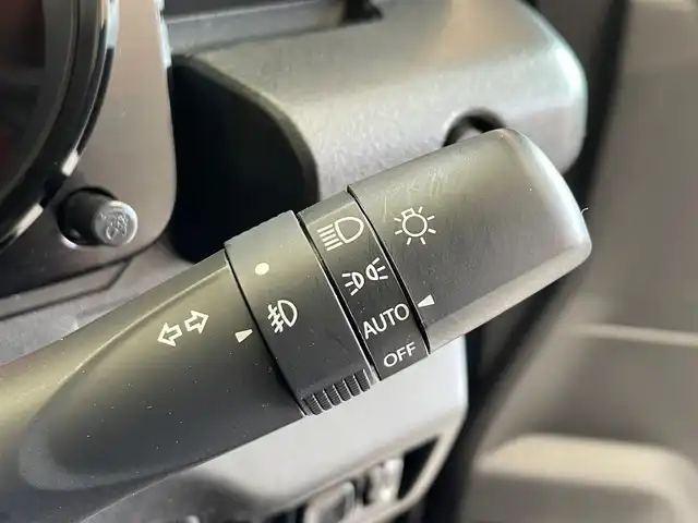 スズキ ジムニー XC 岩手県 2021(令3)年 2.6万km ブルーイッシュブラックパール3 高低切り替え式パートタイム４WD/ターボ/ルーフラック/テールラダー/デュアルセンサーブレーキサポート/車線逸脱警報/誤発進抑制機能/ハイビームアシスト/横滑り防止装置/クルーズコントロール/ヒルディセントコントロール/YOKOHAMAジオランダーX-AT/16インチアルミホイール/シートヒーター/Pioneerナビ/（CD/DVD/フルセグ/SD/Bluetooth）/ステアリングスイッチ/バックカメラ/ETC/LEDヘッドライト/フォグランプ