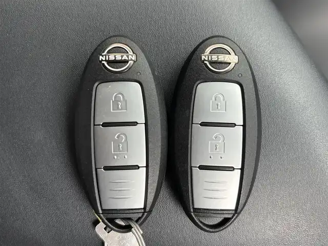 日産 ノート オーテック 宮城県 2021(令3)年 7.4万km オーロラフレアブルーパール 登録時走行距離７３５３１ｋｍ/ＡＵＴＥＣＨエアロ/ＡＵＴＥＣＨ革シート/全方位カメラ/純正ナビ/・フルセグテレビ/・Bluetooth/・ＡＭ／ＦＭ/インテリジェントエマージェンシーブレーキ/ブラインドスポットモニター/レーンキープアシスト/ナビ連動ドライブレコーダー/ＥＴＣ２．０/デジタルインナーミラー/オートライト/ドアバイザー/ＬＥＤヘッドライト