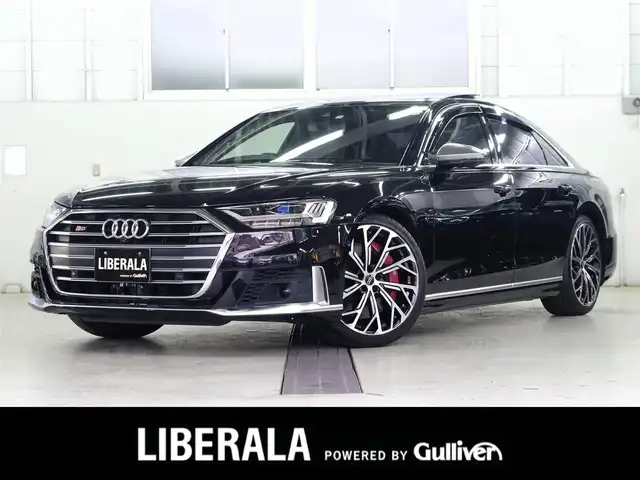 アウディ Ｓ８ クワトロ 兵庫県 2021(令3)年 4.1万km ミトスブラックメタリック パノラマサンルーフ/Bang & Olfsen 3D Advanced Sound System/レーザーライトパッケージ/アルカンタラヘッドライニング/アダプティブウインドウスクリーンワイパー/オプション２１インチアルミホイール/エアクオリティパッケージ/カラードブレーキキャリパーレッド/コンフォートパッケージ/バーチャルコックピット/純正ナビ/全方位カメラ/ヘッドアップディスプレイ/Apple Carplay/全席パワーシート/シートヒーター/ベンチレーター/電動トランクリッド/センターエアバッグ/本革シート