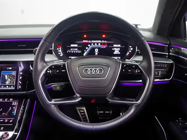 アウディ Ｓ８ クワトロ 兵庫県 2021(令3)年 4.1万km ミトスブラックメタリック パノラマサンルーフ/Bang & Olfsen 3D Advanced Sound System/レーザーライトパッケージ/アルカンタラヘッドライニング/アダプティブウインドウスクリーンワイパー/オプション２１インチアルミホイール/エアクオリティパッケージ/カラードブレーキキャリパーレッド/コンフォートパッケージ/バーチャルコックピット/純正ナビ/全方位カメラ/ヘッドアップディスプレイ/Apple Carplay/全席パワーシート/シートヒーター/ベンチレーター/電動トランクリッド/センターエアバッグ/本革シート