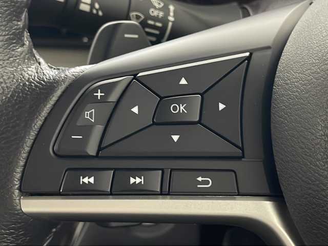 三菱 デリカミニ T プレミアム 宮城県 2023(令5)年 0.8万km オレンジ ４ＷＤ　/純正９インチナビ(AM/FM/BT/フルセグTV)/全方位モニター　/両側パワースライドドア　/デジタルインナーミラー/IC付ターボ　/ｅ－Ａｓｓｉｓｔ　/　・レーダークルーズコントロール　/　・車線維持支援機能　/　・衝突被害軽減ブレーキシステム/　・踏み間違い衝突防止アシスト/　・標識認識システム/　・先行車発進通知/　・ふらつき警報/　・横滑り防止装置/　・ヒルスタートアシスト/　・オートマチックハイビーム/オートライト/LEDライト/ヘッドライトレベライザー/フォグランプ/電動パーキングブレーキ/前後コーナーセンサー/純正アルミホイール/サイドバイザー/ステアリングスイッチ/レザーステアリング/ハーフレザーシート/プッシュスタート/スマートキー