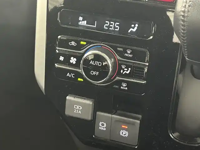 トヨタ ルーミー カスタムG 茨城県 2022(令4)年 0.8万km プラムブラウンパールクリスタルシャイン 純正ナビ/バックカメラ/ワンセグ/衝突被害軽減ブレーキ/車線逸脱抑制装置/レーダークルーズコントロール/オートマチックハイビーム/クリアランスソナー/両側電動スライドドア/ETC/ドラレコ/シートヒーター/純正15インチAW/LEDヘッドライト/スマートキー