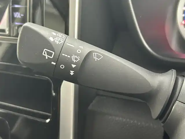 トヨタ ルーミー カスタムG 茨城県 2022(令4)年 0.8万km プラムブラウンパールクリスタルシャイン 純正ナビ/バックカメラ/ワンセグ/衝突被害軽減ブレーキ/車線逸脱抑制装置/レーダークルーズコントロール/オートマチックハイビーム/クリアランスソナー/両側電動スライドドア/ETC/ドラレコ/シートヒーター/純正15インチAW/LEDヘッドライト/スマートキー