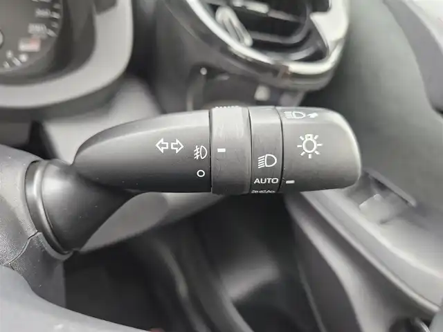 トヨタ ＧＲヤリス RZ ハイパフォーマンス 静岡県 2021(令3)年 5.5万km プラチナホワイトパールマイカ 〇ワンオーナー/〇純正8インチディスプレイオーディオ/〇フルセグTV/〇JBLサウンドシステム/〇バックカメラ/〇アイドリングストップ/〇セーフティセンス/・レーダークルーズコントロール/・プリクラッシュセーフティ/・オートマチックハイビーム/〇冷却スプレー機能付空冷インタークーラー/〇LEDヘッドランプ/〇純正18インチAW/〇革巻きステアリングホイール/〇ステアリングスイッチ/〇ステアリングヒーター/〇左右独立温度調整オートエアコン/〇シルバーステッチ入合皮/ウルトラスエードコンビシート/〇プレミアムスポーツシート（前席）/〇シートヒーター/〇ビルトインETC/〇ドライブレコーダー/〇スマートエントリー/スタートシステム/〇禁煙車