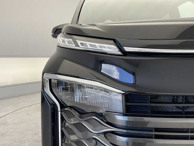 トヨタ ヴォクシー S－Z 愛知県 2023(令5)年 2.1万km アティチュードブラックマイカ 衝突軽減システム/純正10.5型ディズプレイオーディオ　ナビあり/フリップダウンモニター/全方位カメラ/両側パワースライドドア/シートヒーター/フルセグ/CD DVD/Bluetooth/バックカメラ/コーナーセンサー/ETC2.0/LEDヘッドライト/リアオートエアコン/ドライブレコーダー/ステアリングスイッチ/スマートキー/プッシュスタート