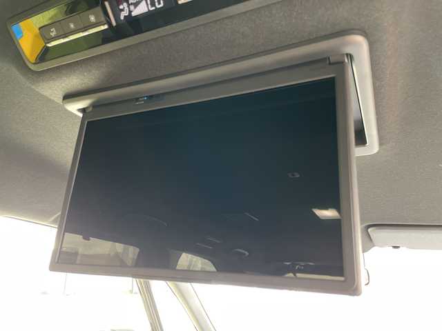 トヨタ ヴォクシー S－Z 愛知県 2023(令5)年 2.1万km アティチュードブラックマイカ 衝突軽減システム/純正10.5型ディズプレイオーディオ　ナビあり/フリップダウンモニター/全方位カメラ/両側パワースライドドア/シートヒーター/フルセグ/CD DVD/Bluetooth/バックカメラ/コーナーセンサー/ETC2.0/LEDヘッドライト/リアオートエアコン/ドライブレコーダー/ステアリングスイッチ/スマートキー/プッシュスタート