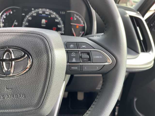 トヨタ ヴォクシー S－Z 愛知県 2023(令5)年 2.1万km アティチュードブラックマイカ 衝突軽減システム/純正10.5型ディズプレイオーディオ　ナビあり/フリップダウンモニター/全方位カメラ/両側パワースライドドア/シートヒーター/フルセグ/CD DVD/Bluetooth/バックカメラ/コーナーセンサー/ETC2.0/LEDヘッドライト/リアオートエアコン/ドライブレコーダー/ステアリングスイッチ/スマートキー/プッシュスタート