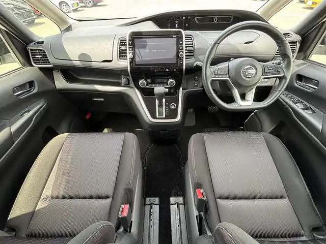 日産 セレナ ハイウェイスターVセレクションⅡ 大分県 2019(平31)年 7万km ブリリアントホワイトパール ・純正ナビ(CD.DVD.BT.SD)/・エマージェンシーブレーキ/・両側パワースライドドア/・コーナーセンサー/・ETC/・ドライブレコーダー/・クルーズコントロール/・パーキングアシスト/・ウォークスルー/・スマートキー/・純正ホイール