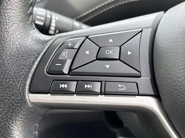 日産 セレナ ハイウェイスターVセレクションⅡ 大分県 2019(平31)年 7万km ブリリアントホワイトパール ・純正ナビ(CD.DVD.BT.SD)/・エマージェンシーブレーキ/・両側パワースライドドア/・コーナーセンサー/・ETC/・ドライブレコーダー/・クルーズコントロール/・パーキングアシスト/・ウォークスルー/・スマートキー/・純正ホイール