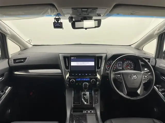 トヨタ ヴェルファイア Z Gエディション 岡山県 2019(平31)年 6万km ホワイトパールクリスタルシャイン 純正１０インチナビ/【Bluetooth/フルセグTV/CD/DVD】/合皮シート/衝突軽減ブレーキ/両側電動スライドドア/レーダークルーズコントロール/ビルトインＥＴＣ/ＬＥＤヘッドライト/前席シートヒーター/前席エアシート/ステアリングヒーター/バックカメラ/社外ドライブレコーダー（前後）/ブラインドスポットモニター/純正フロアマット/踏み間違い防止/レーンアシスト/横滑り防止/オートブレーキホールド/TVキャンセラー/ISOFIX/後席サンシェイド/ステアリングスイッチ/チルトステアリング/シートリフター/ウインカーミラー/ドアバイザー